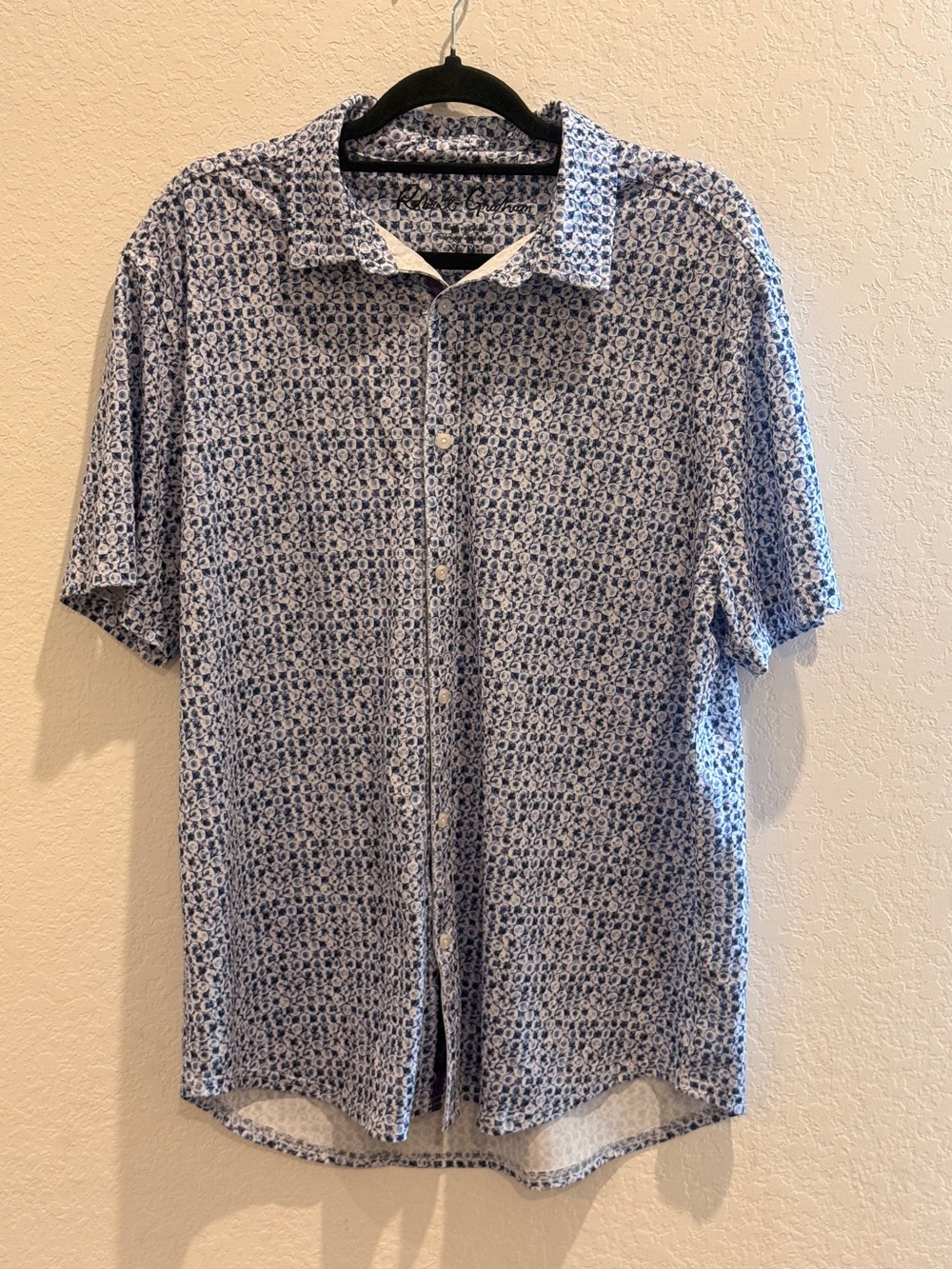 Robert Graham Blue and White Short-Sleeve Button-Down‎ Shirt